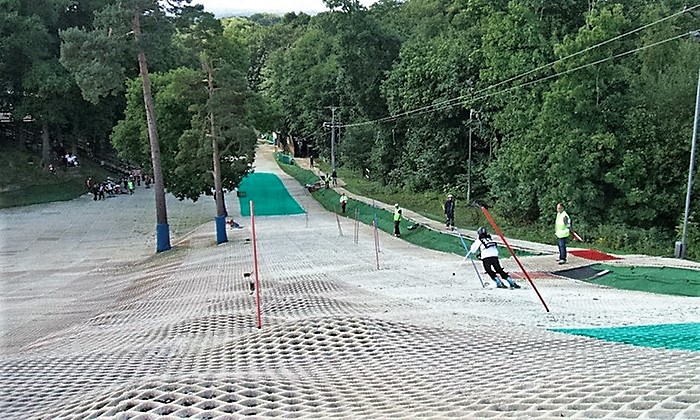 Ski In Essex Brentwood Dry Ski Slope Essex Portal